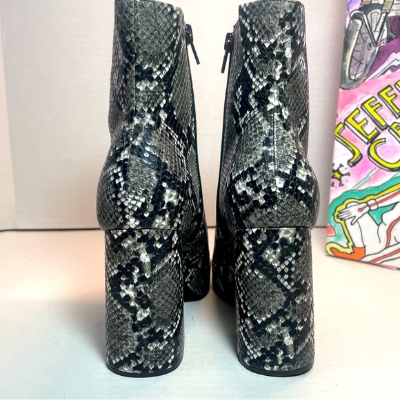 BNIB Jeffrey Campbell Dormant Black/Gray Snakeskin print platforms 6M - Picture 5 of 12